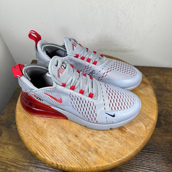 Nike Air Max 270 Mens Wolf Grey University Red AH8050-018 Running Shoes Size 8.5